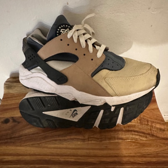 Nike Air Huarache "Escape" (2021) US Men's 12 - Picture 8 of 8